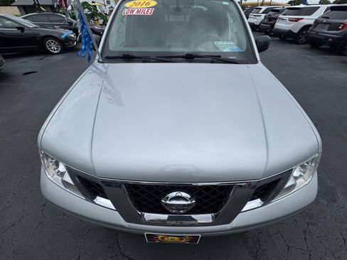 Used 2016 Nissan Frontier SV RWD image 10