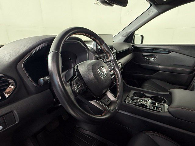 Used 2024 Honda Pilot TrailSport image 16
