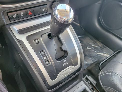 Used 2016 Jeep Compass High Altitude FWD image 16