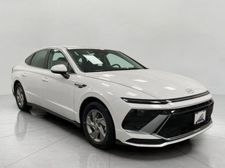New 2025 Hyundai Sonata SE image 1