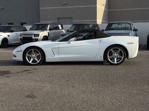 Used 2006 Chevrolet Corvette Convertible w/ Preferred Equipment Group image 25
