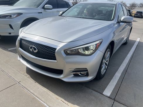 Used 2015 INFINITI Q50 Premium w/ Navigation Package image 1