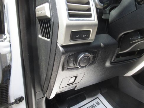 Used 2017 Ford F250 Lariat w/ Chrome Package AWD/4WD image 21