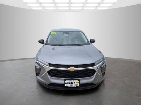 New 2026 Chevrolet Trax LS w/ Driver Confidence Package FWD image 4