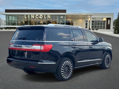 Certified 2021 Lincoln Navigator Black Label AWD/4WD image 4