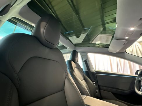 Used 2025 Tesla Model 3 Long Range RWD image 18