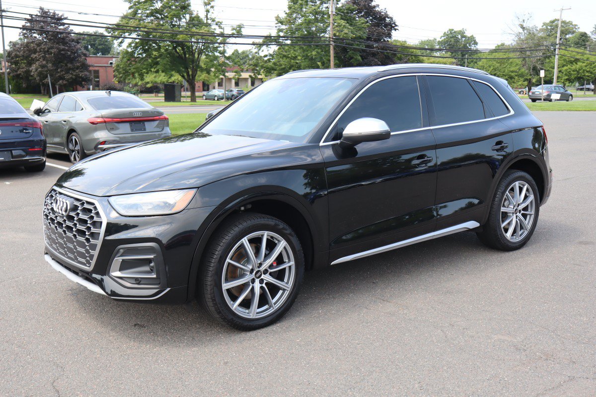 Used 2022 Audi SQ5 Premium Plus w/ Premium Plus Package AWD/4WD image 1