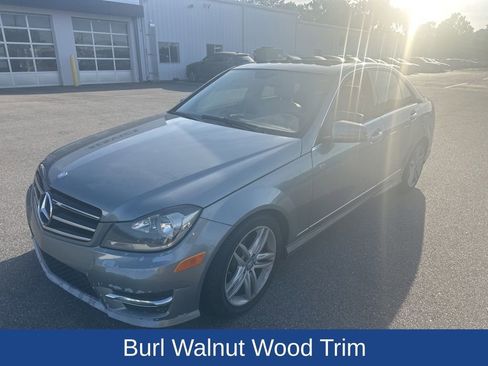 Used 2014 Mercedes-Benz C 250 Sedan image 3