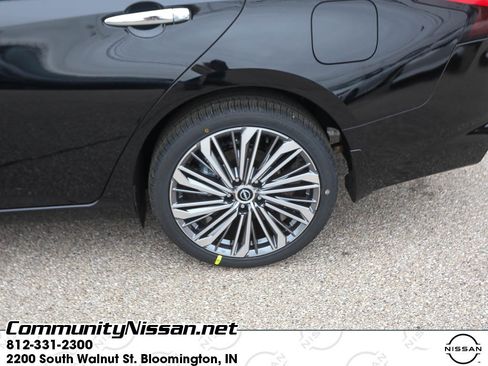 New 2025 Nissan Altima 2.5 SL image 4