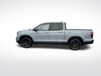 Used 2023 Honda Ridgeline Black Edition video 3