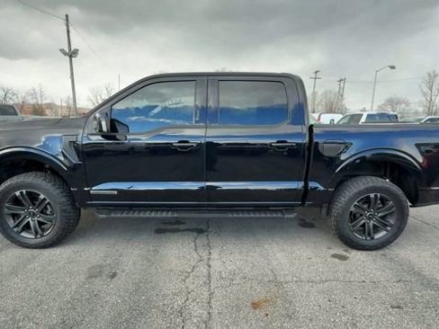 Used 2022 Ford F150 Lariat w/ Equipment Group 502A High AWD/4WD image 5