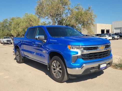 Used 2026 Chevrolet Silverado 1500 LT RWD image 2