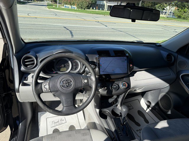 Used 2012 Toyota RAV4 FWD w/ Value Pkg image 11