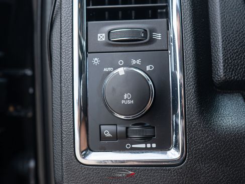 Used 2014 RAM 2500 Laramie w/ HD Snow Plow Prep Group AWD/4WD image 35