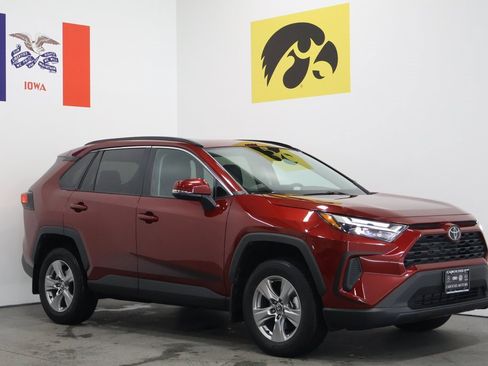 Used 2023 Toyota RAV4 XLE image 1