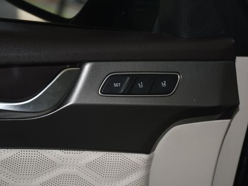 Used 2021 Hyundai Palisade Calligraphy image 10