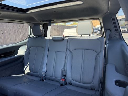 Used 2022 Jeep Grand Wagoneer Series II image 28