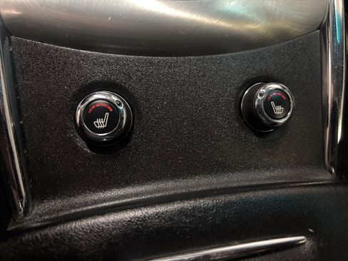 Used 2013 INFINITI G37 Journey w/ Premium Pkg image 14