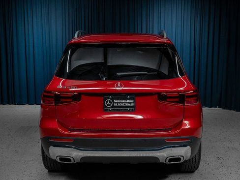 Certified 2026 Mercedes-Benz GLB 250 image 8