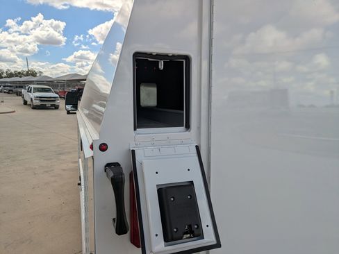 New 2025 Chevrolet Express 3500 w/ Power Convenience Package image 55