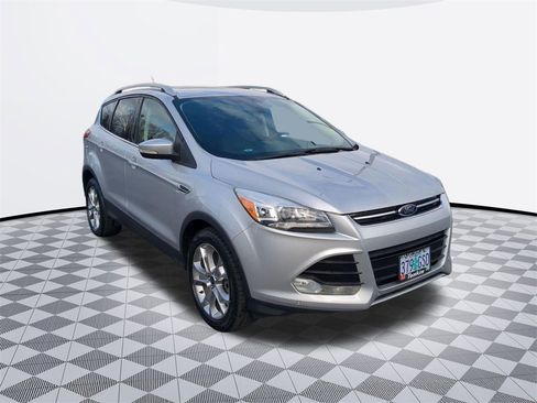 Used 2014 Ford Escape Titanium w/ Equipment Group 401A image 8
