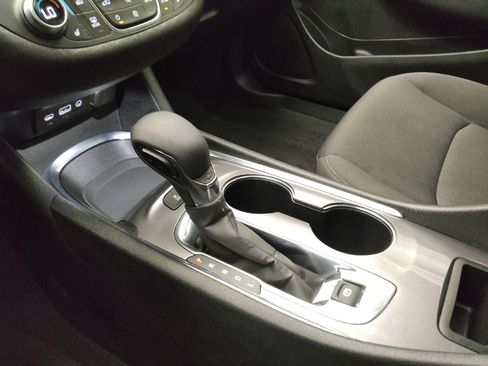 Used 2025 Chevrolet Malibu LT image 26