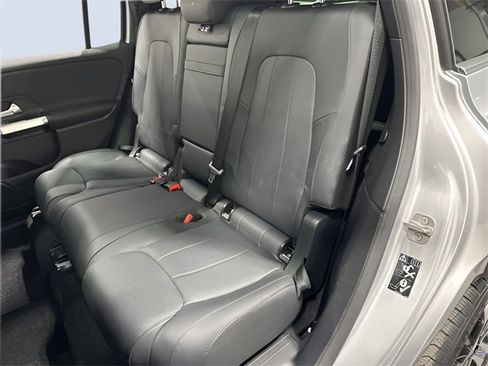 Certified 2023 Mercedes-Benz EQB 300 4MATIC image 32