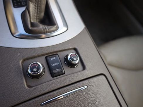 Used 2009 INFINITI G37 x w/ Premium Pkg image 27