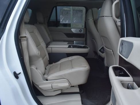 Used 2020 Lincoln Navigator L Reserve w/ Luxury Package AWD/4WD image 53