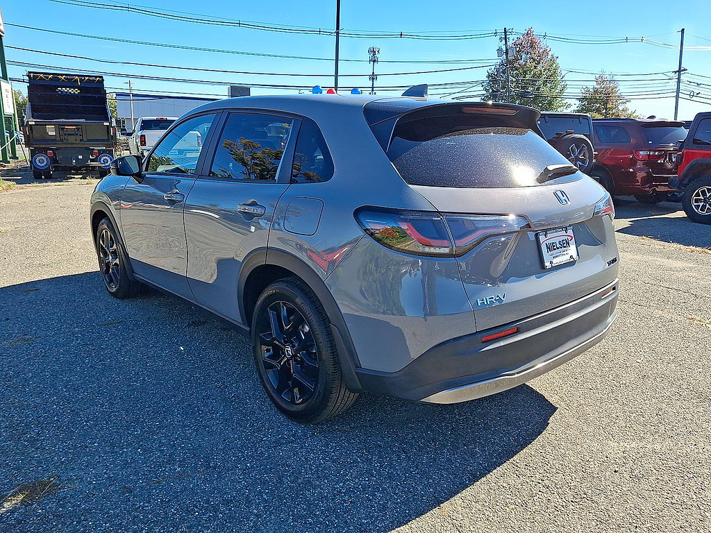 Used 2024 Honda HR-V Sport image 28