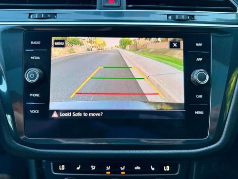 Used 2019 Volkswagen Tiguan SEL Premium R-Line image 14