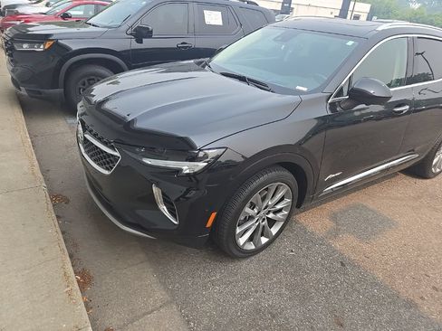 Used 2023 Buick Envision Avenir FWD image 9