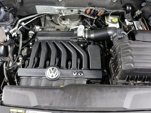 Used 2022 Volkswagen Atlas Cross Sport SE image 24