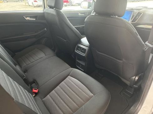 Certified 2022 Ford Edge SE image 17