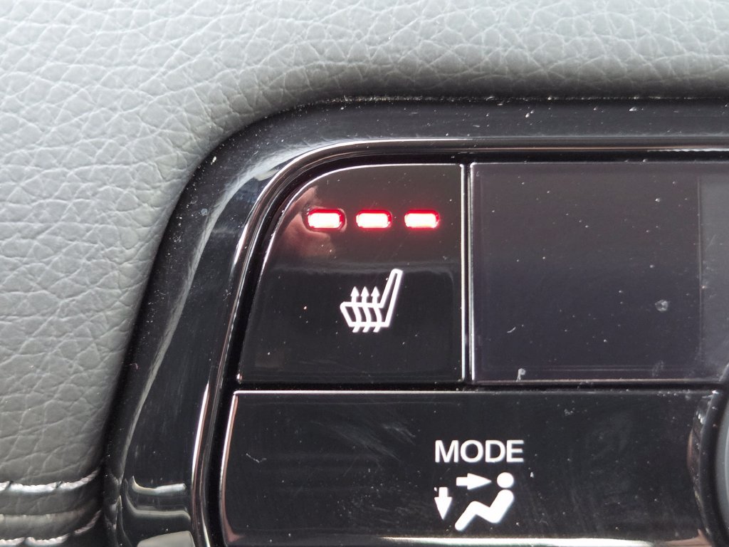 Certified 2025 Honda Pilot Touring image 9