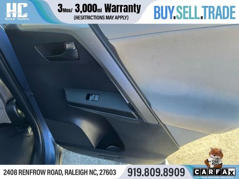 Used 2013 Toyota RAV4 XLE image 19
