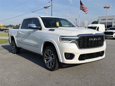 New 2026 RAM 1500 Tungsten w/ Trailer Tow Group AWD/4WD image 4