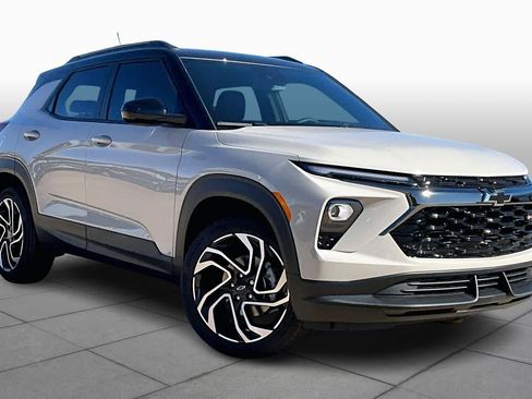 New 2026 Chevrolet TrailBlazer RS w/ Convenience Package image 3