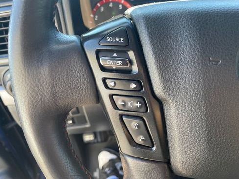 Used 2021 Nissan Titan PRO-4X w/ Pro-4x Convenience Package image 31