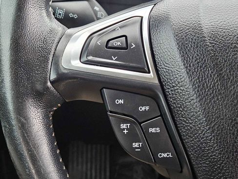 Used 2020 Ford Fusion SE w/ Equipment Group 151A image 22