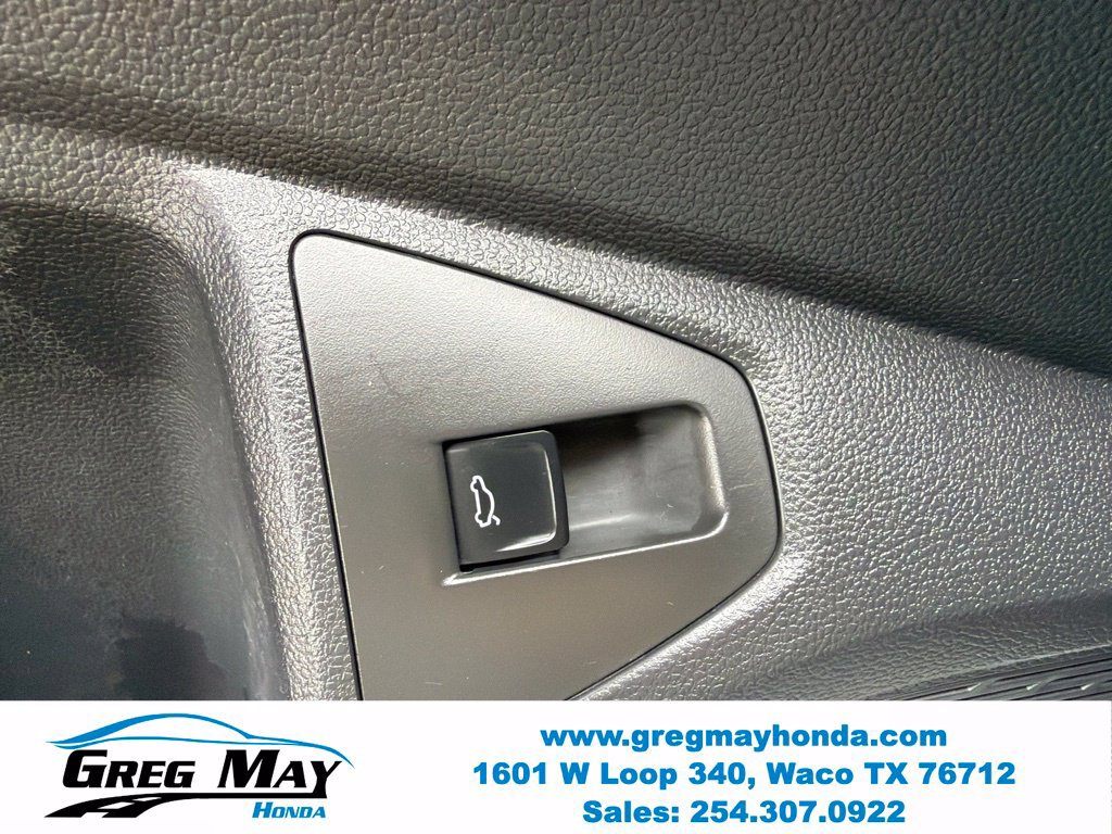 Used 2025 Volkswagen Jetta SE FWD image 25