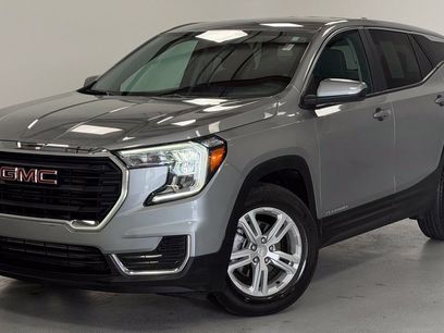 Used 2024 GMC Terrain SLE