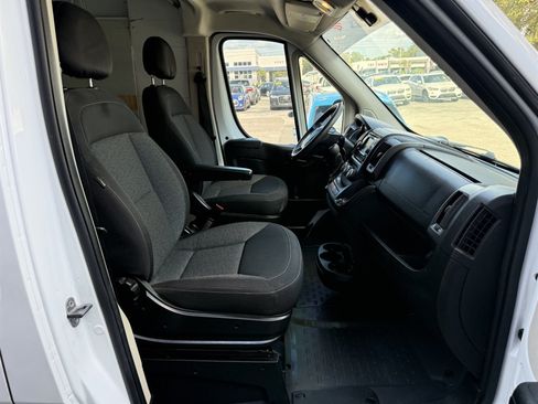 Used 2017 RAM ProMaster 2500 FWD image 16