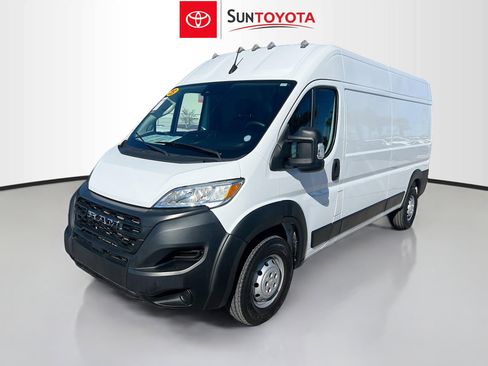 Used 2023 RAM ProMaster 2500 image 9