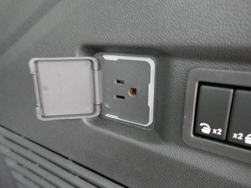 New 2026 Chevrolet Tahoe High Country image 17