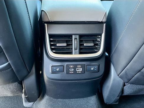 Used 2024 Subaru Outback Limited AWD/4WD image 27