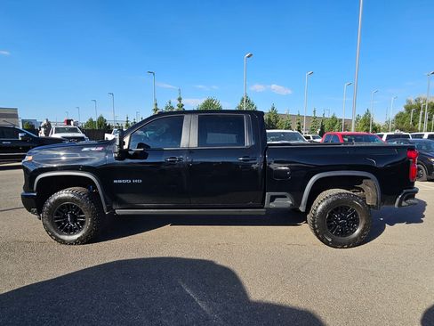 Used 2024 Chevrolet Silverado 2500 ZR2 w/ Technology Package AWD/4WD image 7