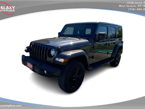 Used 2021 Jeep Wrangler Unlimited Sahara AWD/4WD image 1