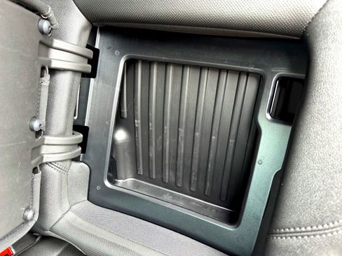 Used 2025 Chevrolet Silverado 1500 LTZ image 18