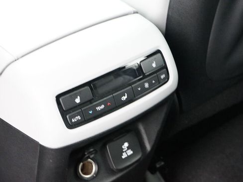 Used 2022 Hyundai Palisade SEL w/ 8P Bench Seat Package image 20